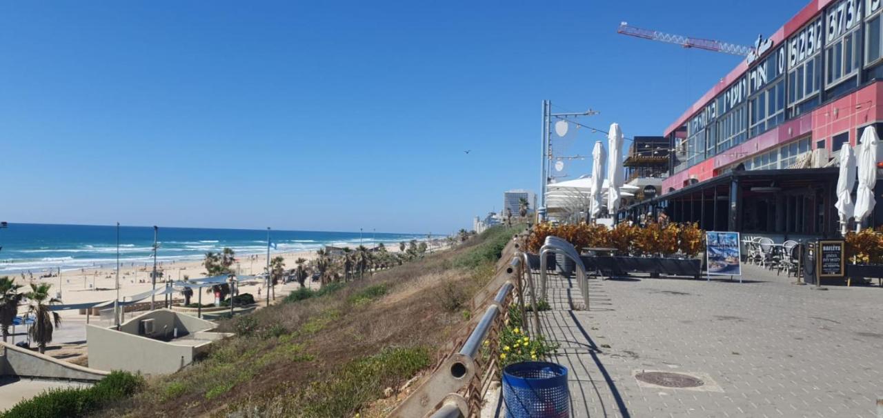 Appartamento יחידת דיור Rishon Leziyyon Esterno foto