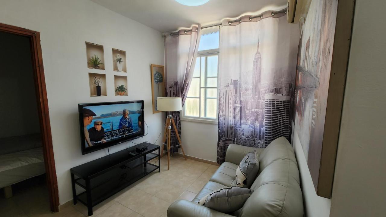 Appartamento יחידת דיור Rishon Leziyyon Esterno foto
